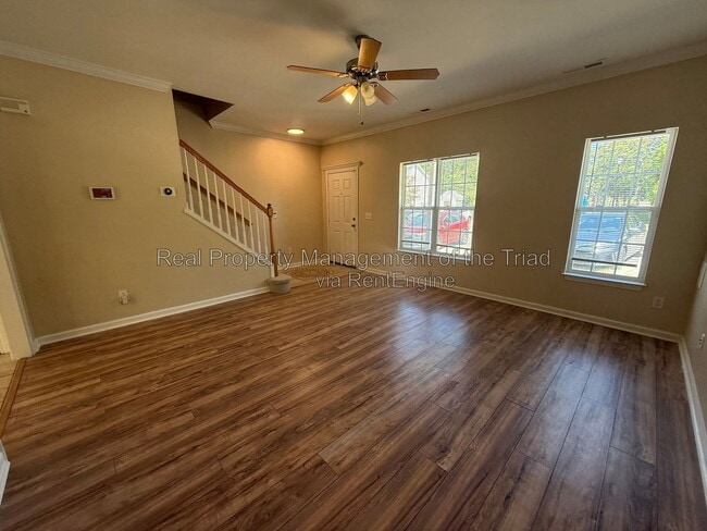 Photo - 1258 Burton Ave