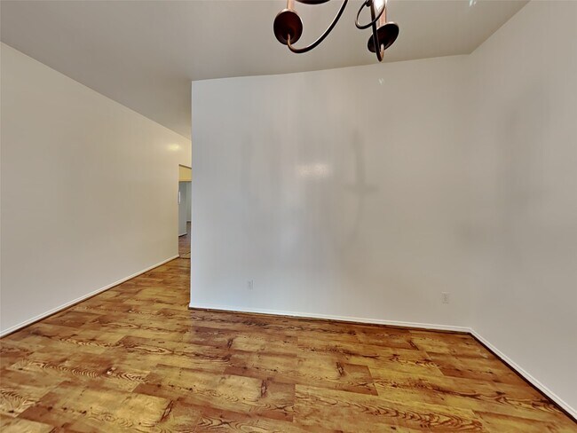 Photo - 11919 Lois Ln Dr