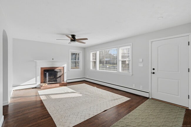 Photo - 269 Great Swamp Rd