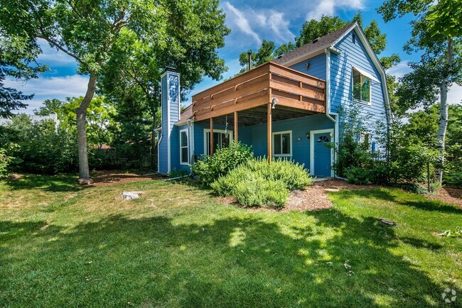 Building Photo - Lovely Louisville Home on Cul-de-Sac with ...