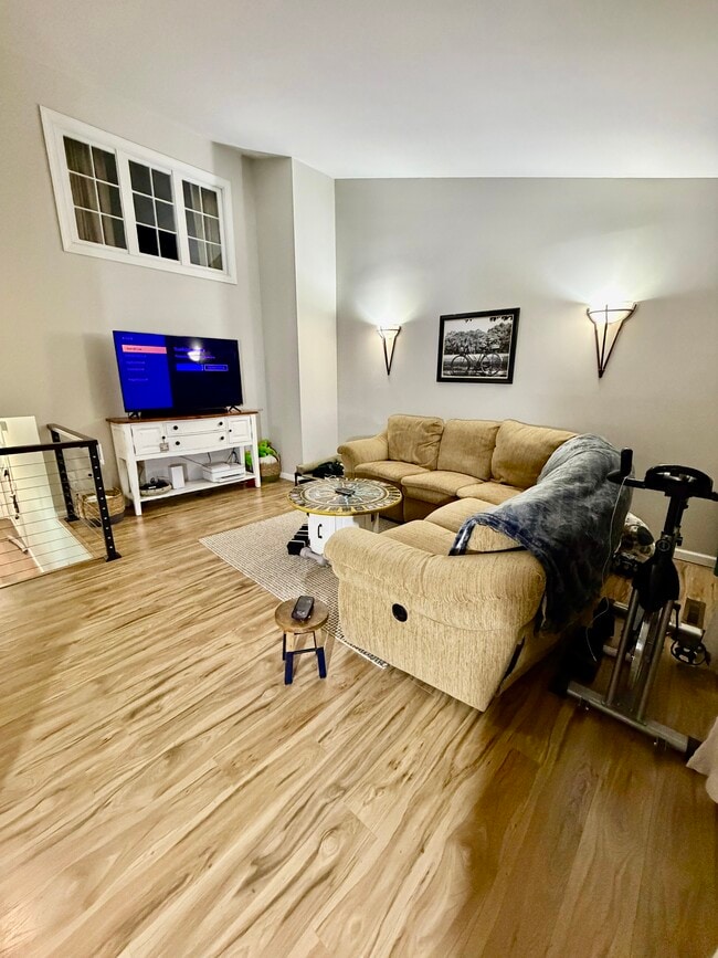 Photo - 26179 Westview