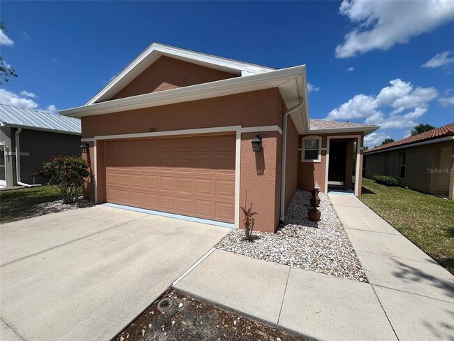 Building Photo - 13282 SW Pembroke Cir N