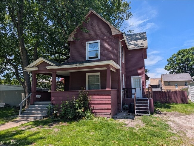 Building Photo - 545 W 36th St