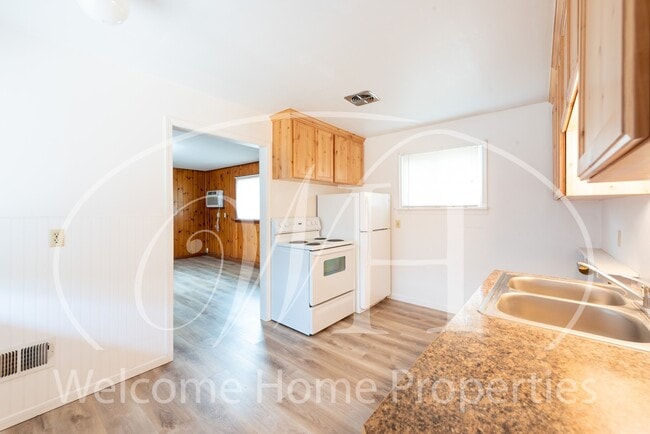 Photo - 532 N 6th Ave Unit 532 N 6th, Apt #2