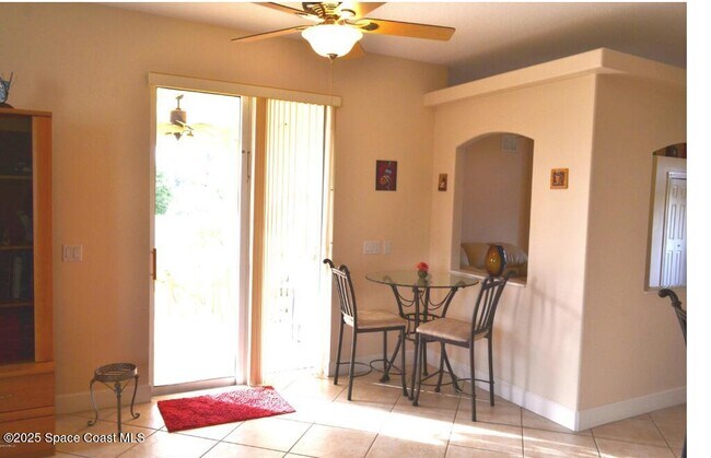 Photo - 350 Gamrott St