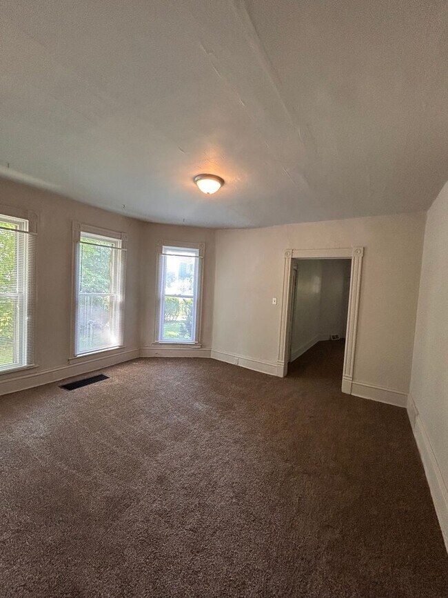 2329 S Harrison St Unit 2329 S Harrison