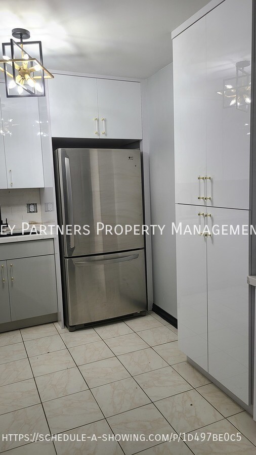Photo - 2500 Parkview Dr Unit 802