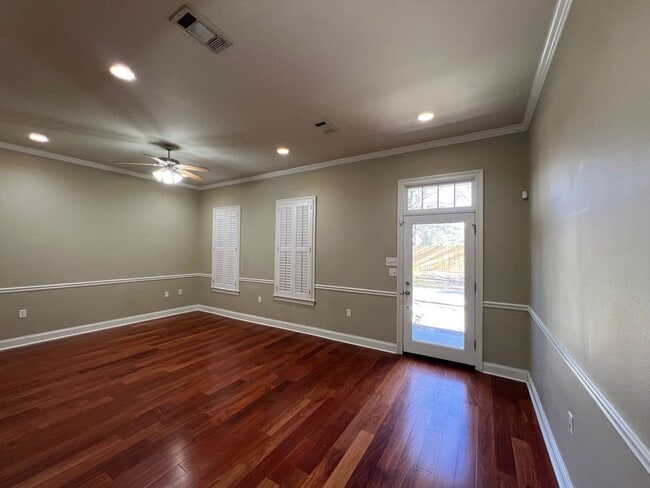 Photo - 1319 Bromley Park Dr