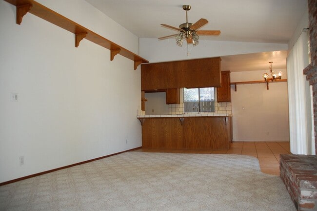 Photo - 4 bed 2 bath 3 car in Roseville