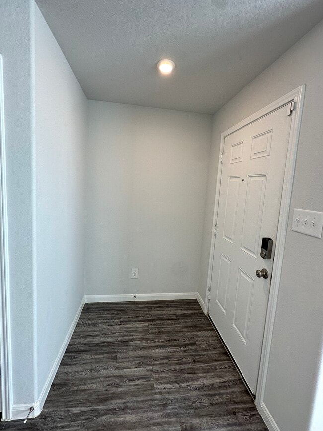 Photo - 2623 Road 5724