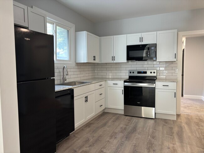 Photo - 239 West Ave Unit 1