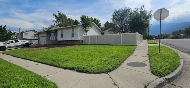 Photo - 11809 S 1000 E