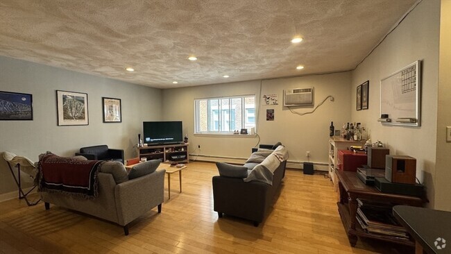 Building Photo - 115 Highland Ave Unit 14 Rental