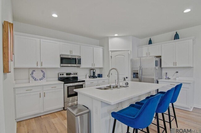 Photo - 5618 Cottage Lake Dr