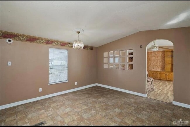 Photo - 13 Alvarado St