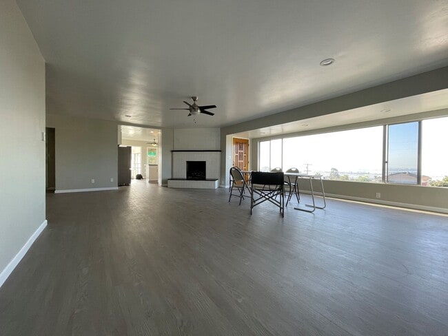 Photo - Guy & Crowell Unit 1554