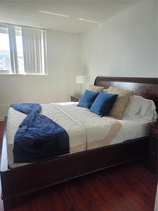 Photo - 19380 Collins Ave Unit 1207