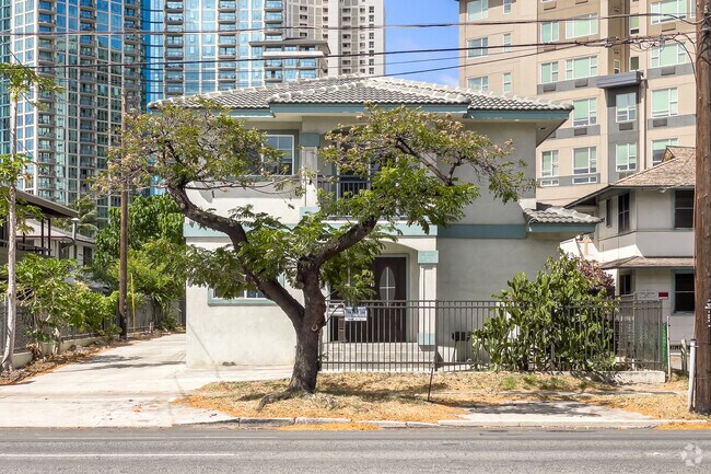 Photo - 1867 Kapiolani Blvd