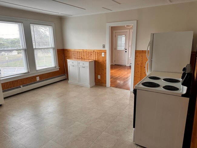 Photo - 36 Halifax St Unit 2