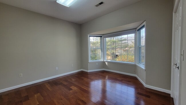 Photo - 24 Chipmunk Court