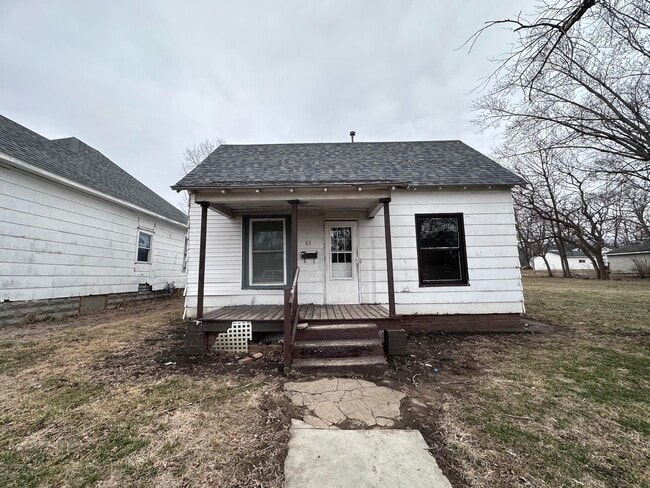 Building Photo - 83 Columbus-