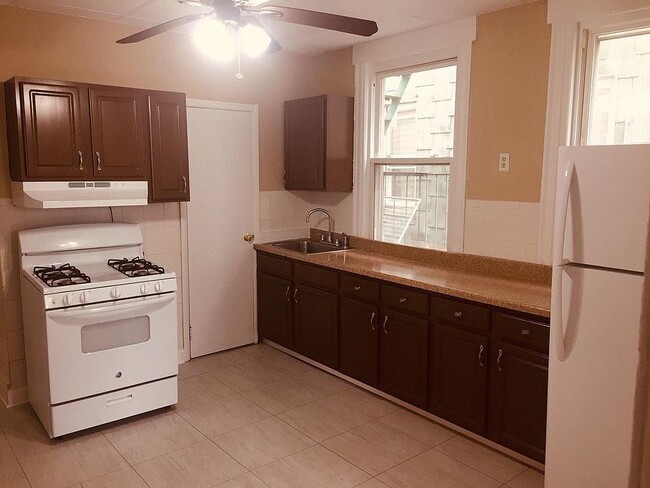 Photo - 22 E 29th St