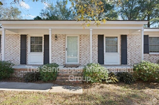 Building Photo - 628 Highwood Cir Rental