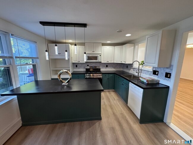 Photo - 112 Woodbine St Unit 1