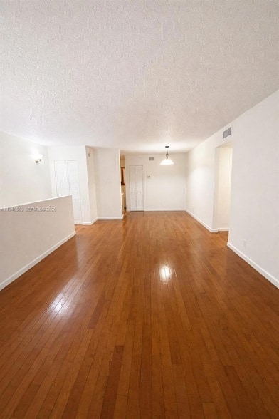 Photo - 102 Gardens Dr Unit 204