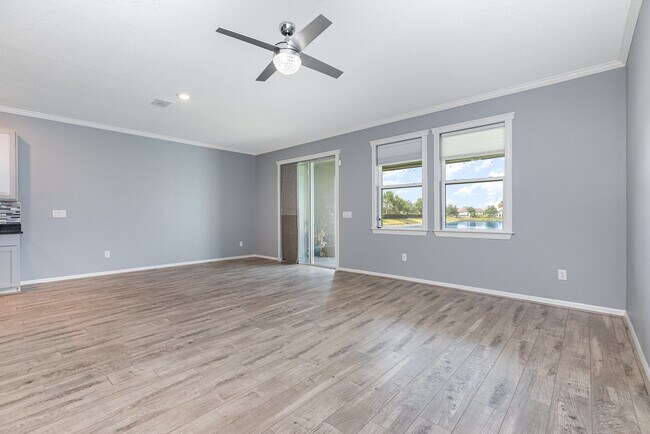 Photo - 11638 Woodleaf Dr