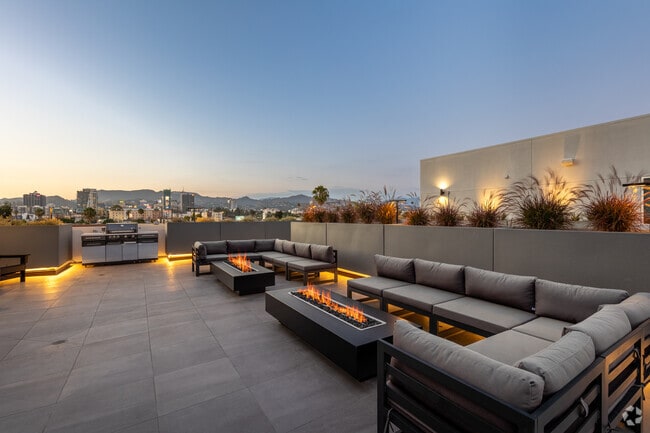 Rooftop Lounge