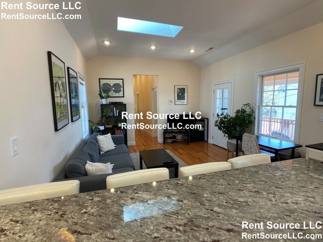 Photo - 14 Flint St Unit 2