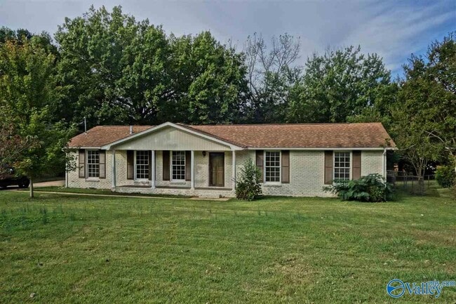 5300 Whitesburg Dr