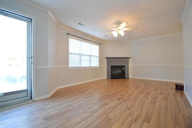 Living Room - 870 Spring Forest Rd Unit G7