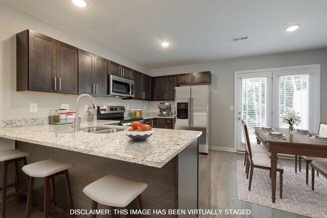 Photo - 225 Woodland Vly Ln