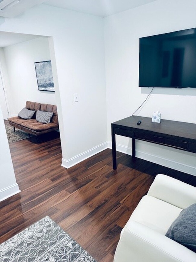 Photo - 321 Shaw St Unit ID1234776P