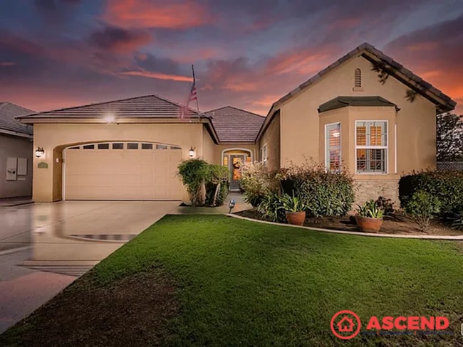 3 Bedroom Home In Stockdale Ranch Area! - 3 Bedroom Home In Stockdale Ranch Area!