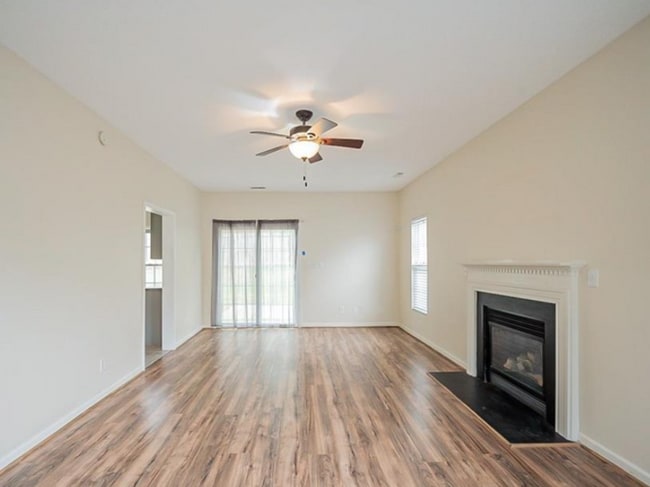 Photo - 1048 Wyndfall Dr