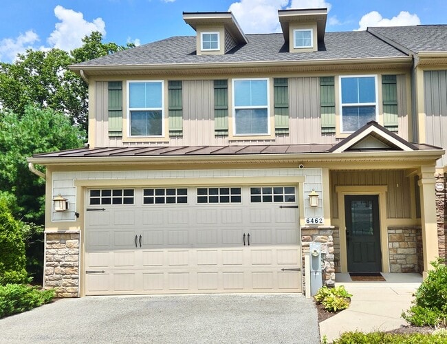 Stunning 4 BR/3 BA EOG Townhome in Elkridge! - Stunning 4 BR/3 BA EOG Townhome in Elkridge!
