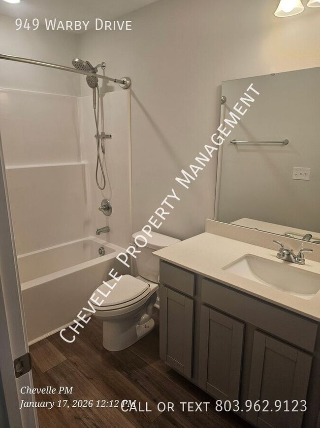 Photo - 949 Warby Dr