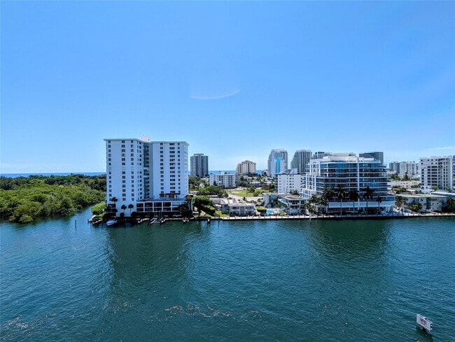 Building Photo - 888 Intracoastal Dr Unit 10A