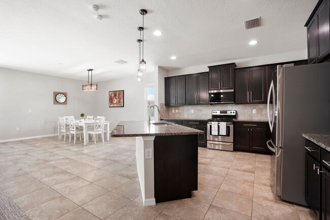 Photo - Your Dream Home Awaits!!!