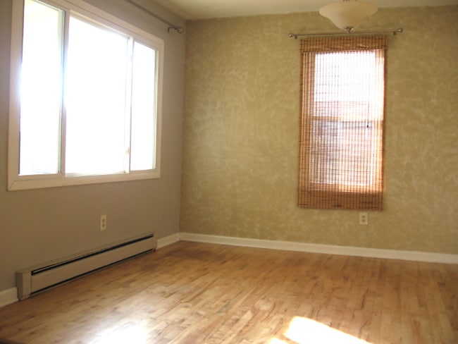 Photo - 5664 Greens Dr