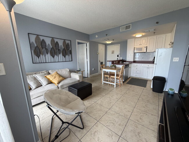Photo - "Spacious 2-Bed, 2-Bath Condo Retreat in the Heart of Orlando!" Unit 1903