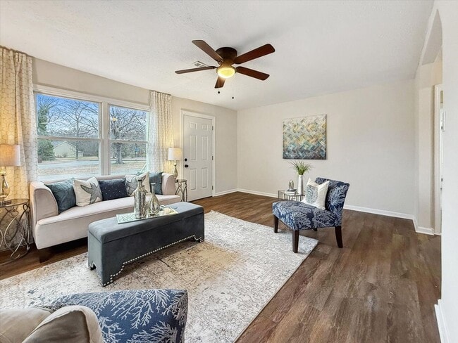 Photo - Renovated home in Heart of Hampton Roads