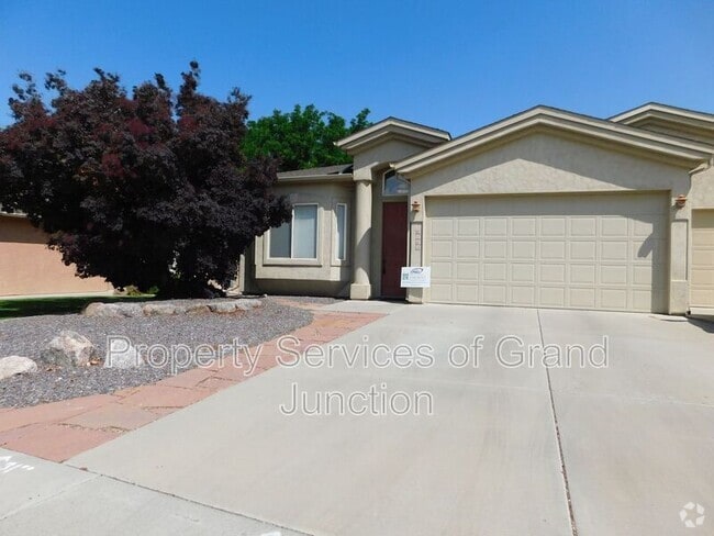 Building Photo - 671 Gemstone Way Unit A Rental