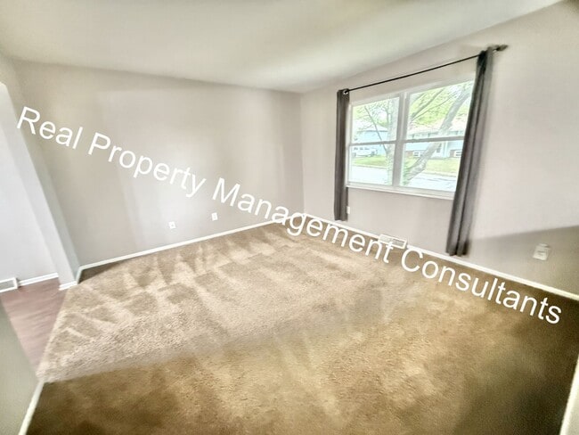 Photo - 3 Bedroom Split-Level Home in Sought-After...