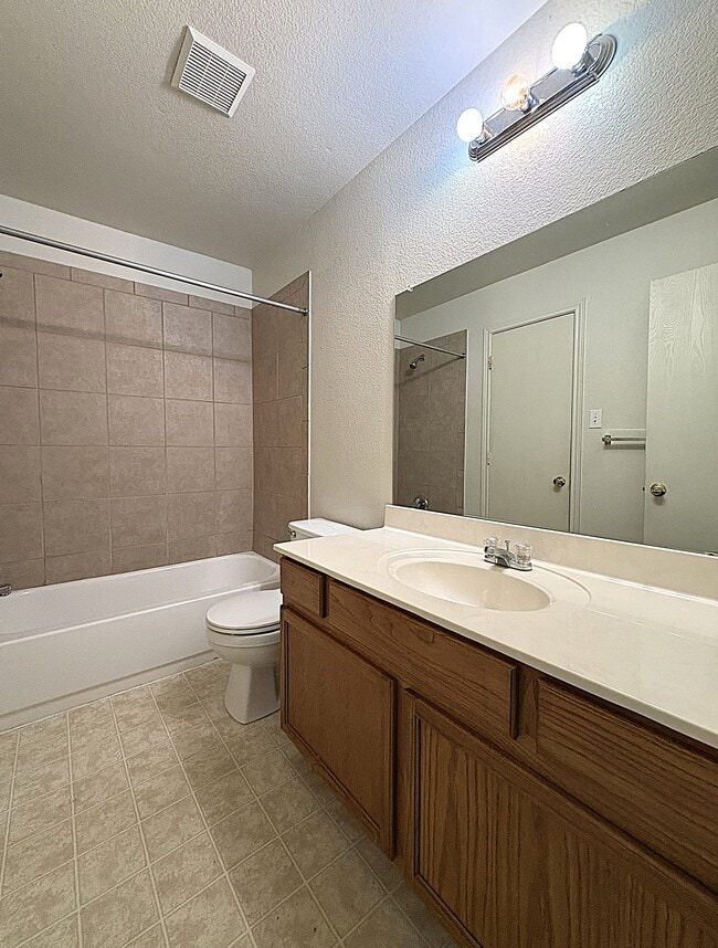 152 Ryan Cir Unit B