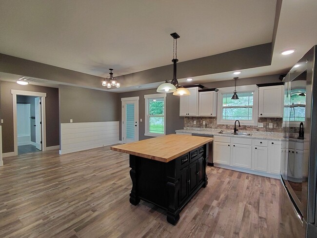 Photo - Beautiful home close to post