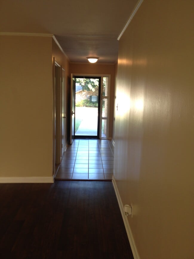 Photo - 2101 Smallwood Dr